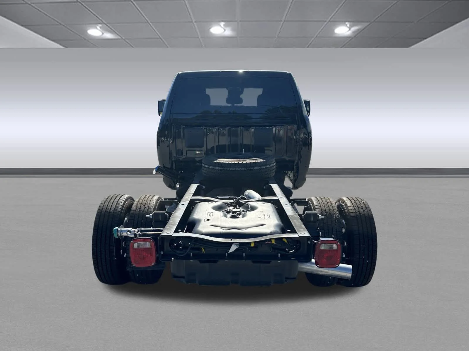 2026 RAM 3500 Chassis Tradesman - Photo 6