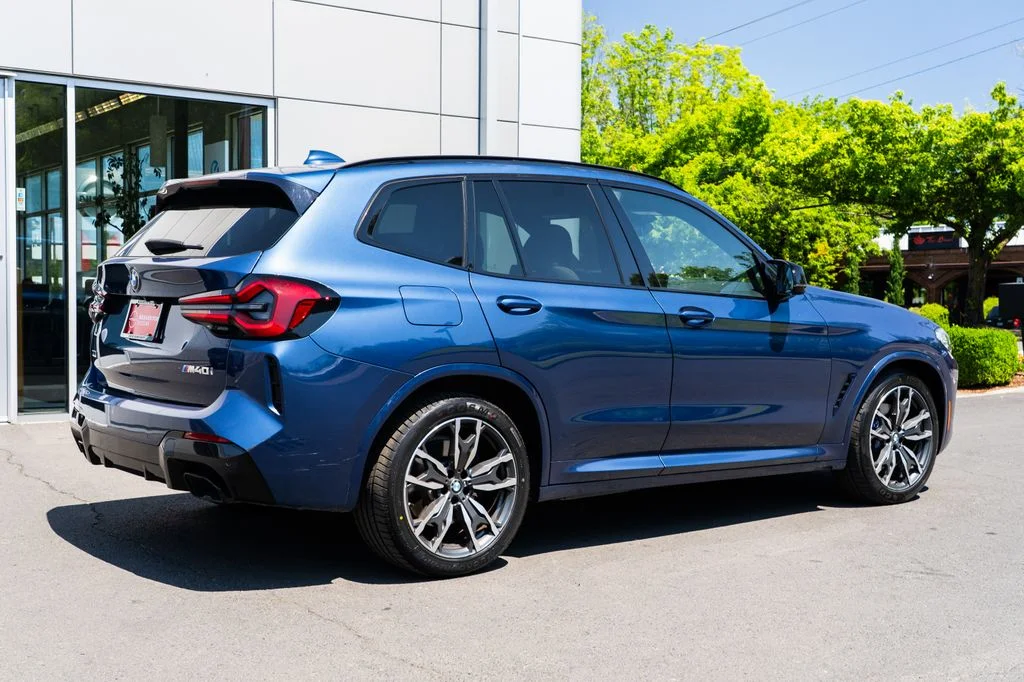 Used 2022 Blue BMW M40i image 6