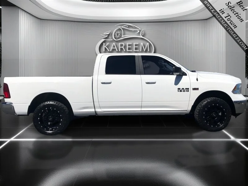 Used 2019 Bright White Clearcoat Ram Big Horn image 4