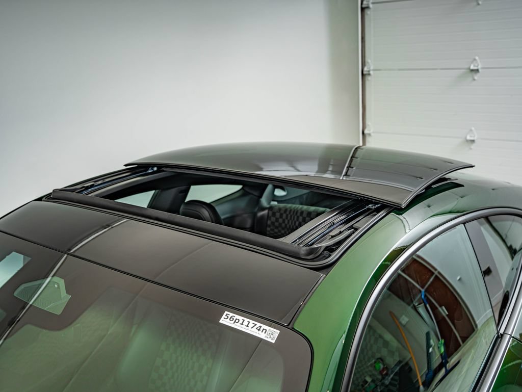 New 2026 Oak Green Metallic Neo Porsche Carrera 4S image 25