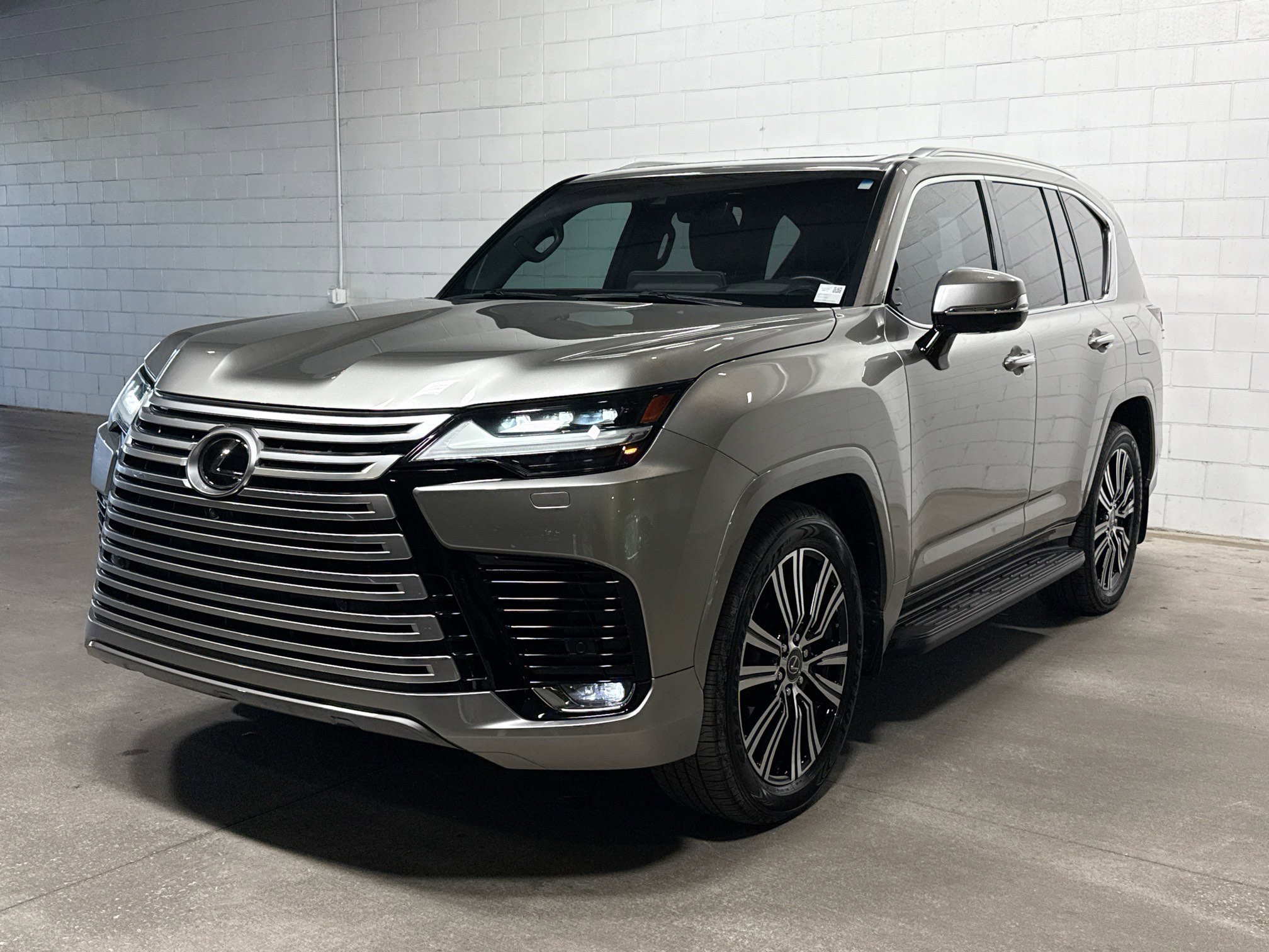 2022 Lexus LX 600 600 Luxury's photo