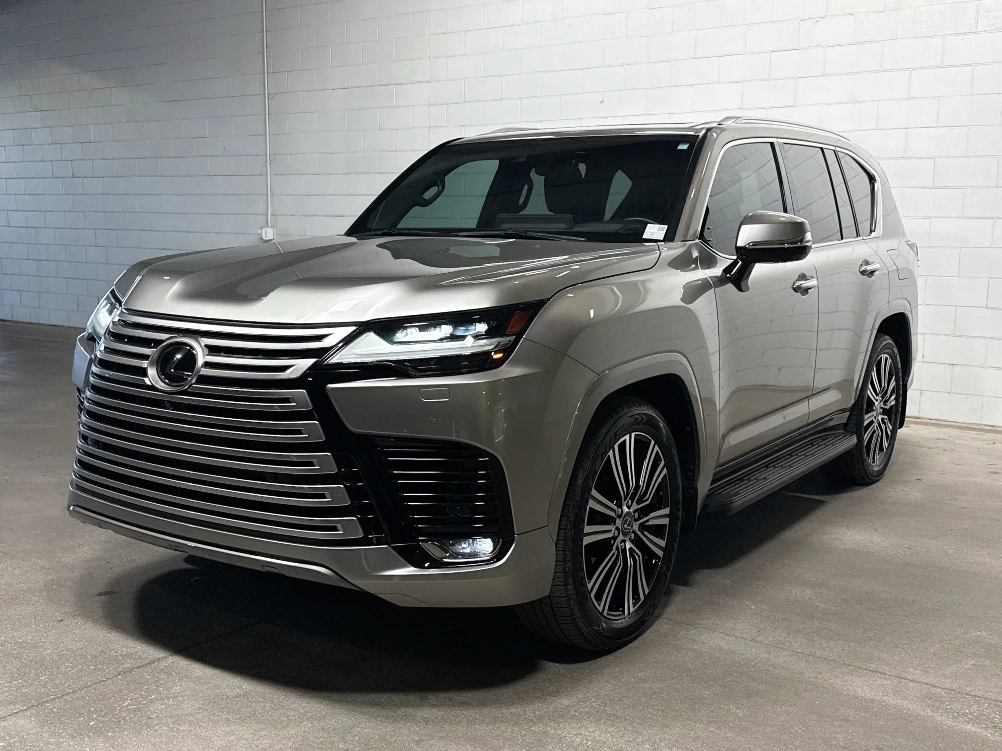 2022 Lexus LX 600 600 Luxury's photo