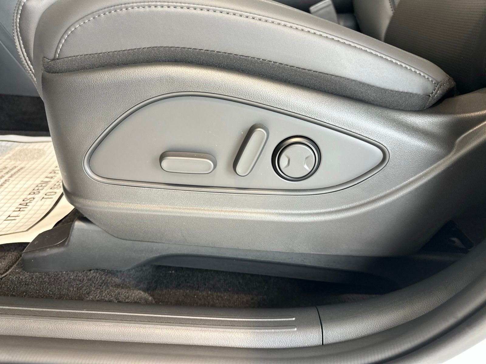New 2026 White Hyundai XRT Pro image 11