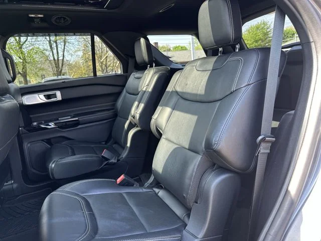 Used 2021 Gray Ford ST image 27