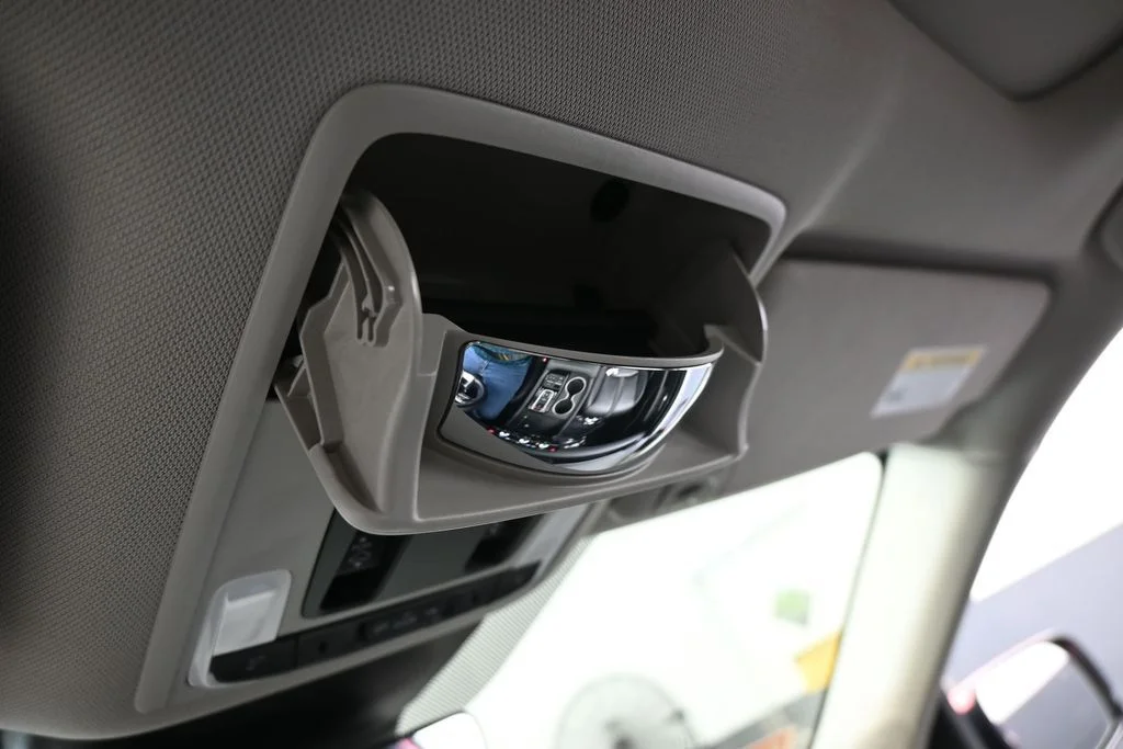 Used 2024 Radiant Red Metallic II Honda Touring image 34