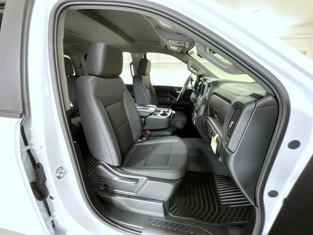 2026 Chevrolet Silverado 2500 HD Custom - Photo 15