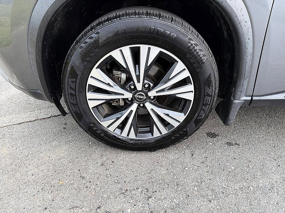 Used 2023 Gun Metallic Nissan SV image 10
