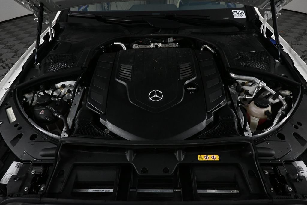 Certified Used 2023 White Mercedes-Benz S 580 image 31