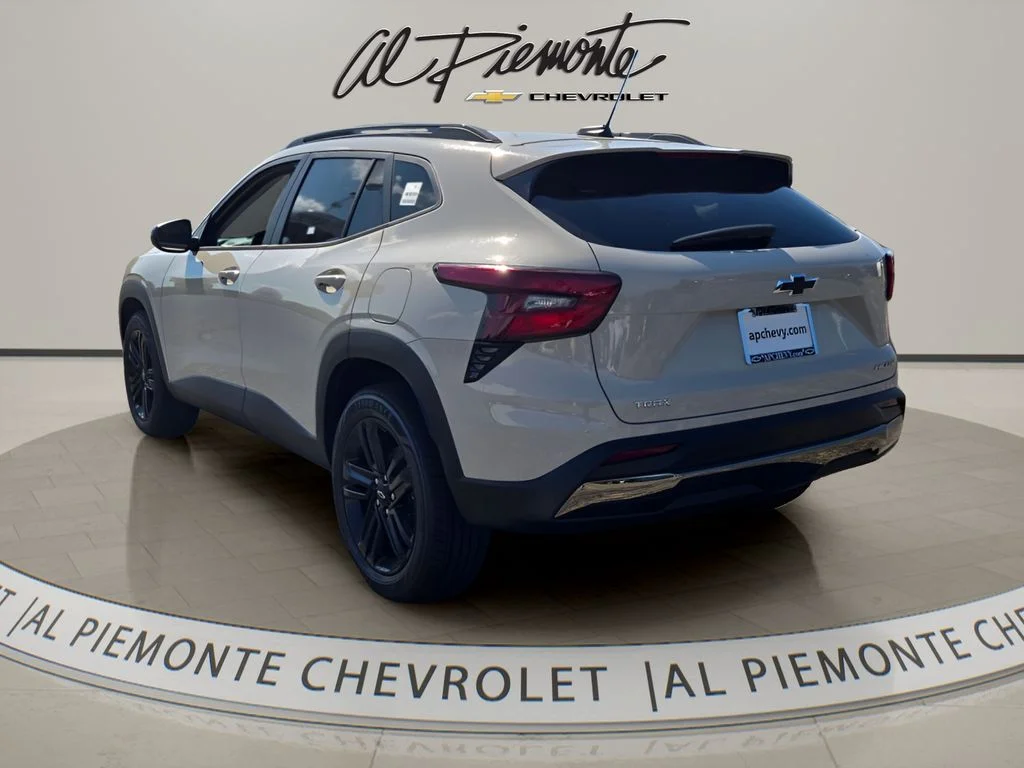 New 2026 White Chevrolet ACTIV image 4