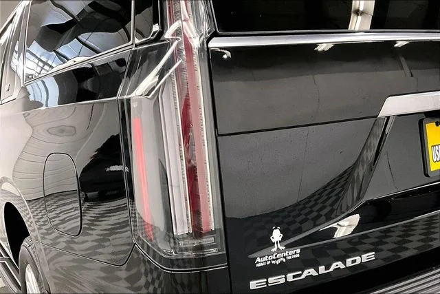 Used 2025 Black Raven Cadillac Premium image 37