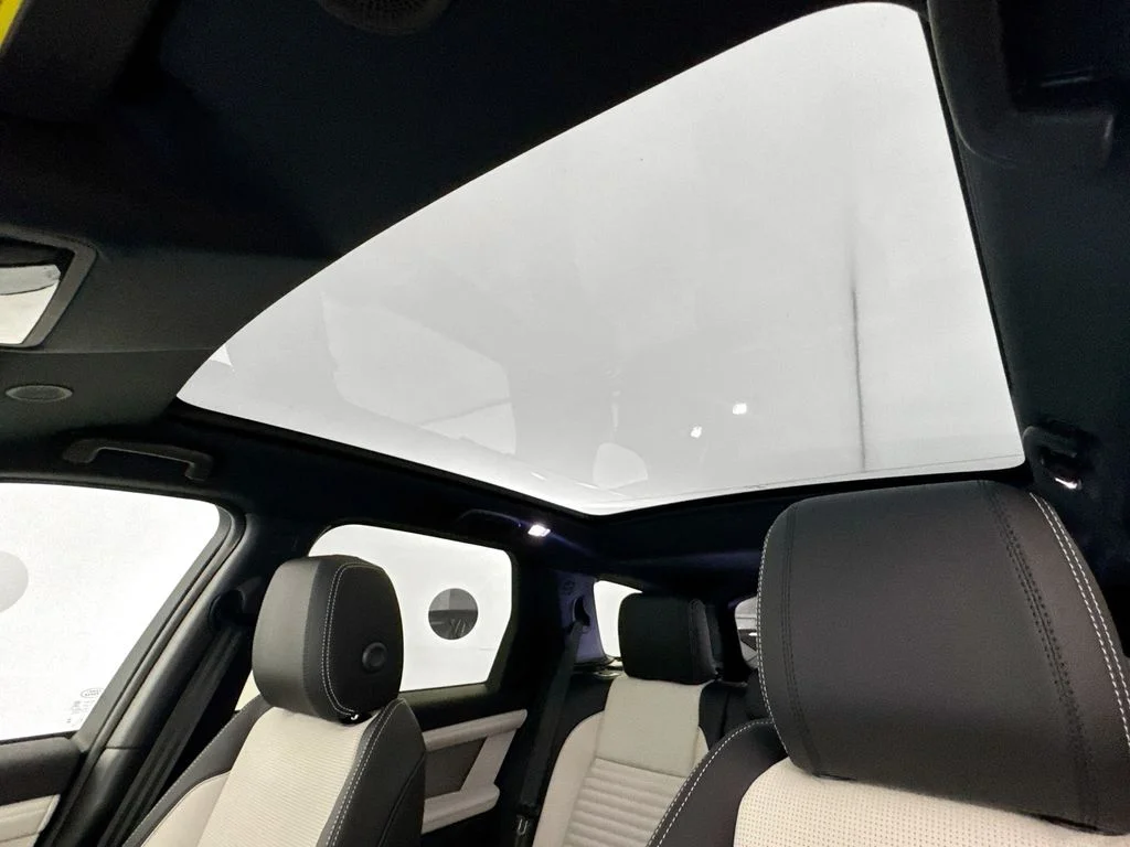 New 2026 Santorini Black Land Rover Landmark image 21