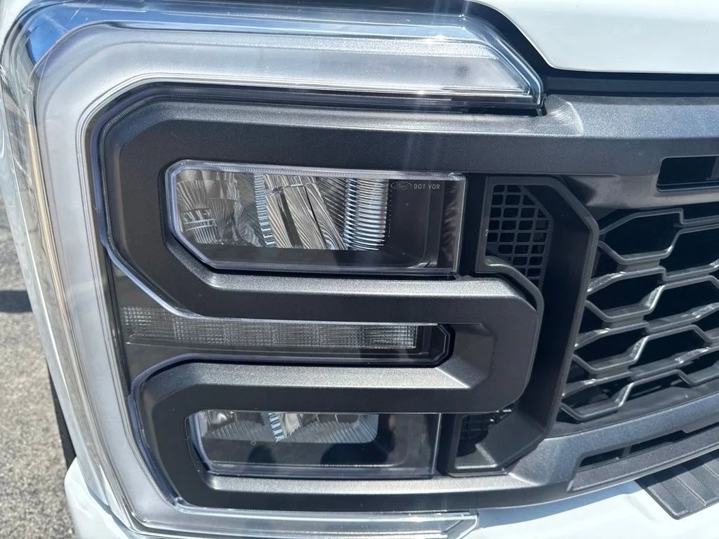 Certified Used 2024 Oxford White Ford XL image 53