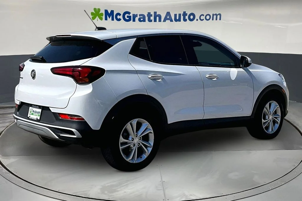 Used 2021 White Buick Preferred image 7