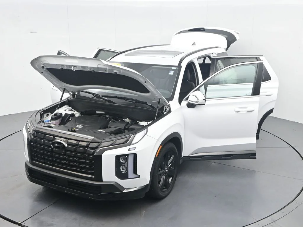Certified Used 2024 Hyper White Hyundai XRT image 40