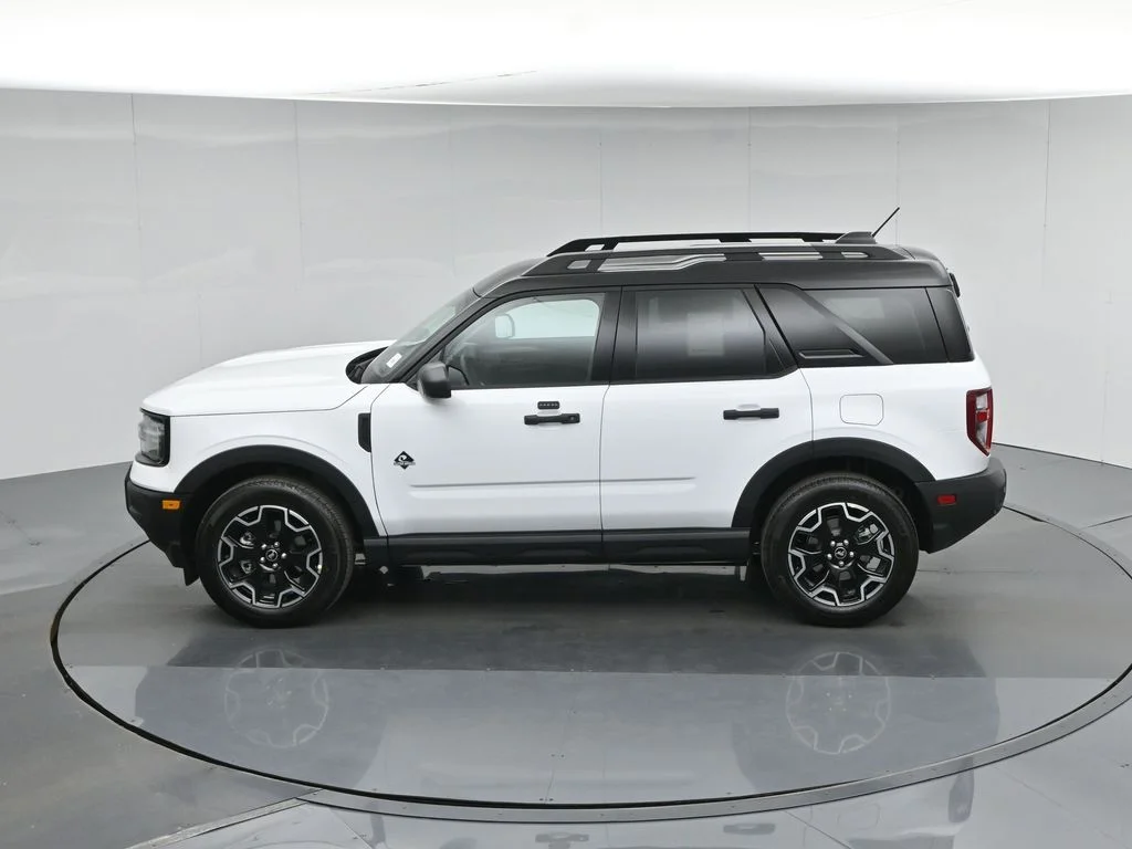 New 2026 Oxford White Ford Outer Banks image 38