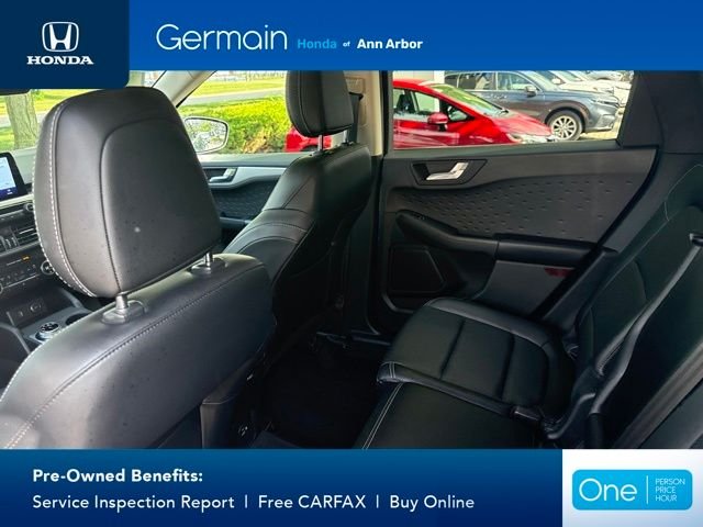 Used 2020 Green Metallic Ford SEL image 14