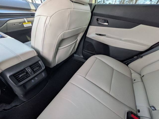 New 2026 Everest White Pearl TriCoat Nissan SL image 25