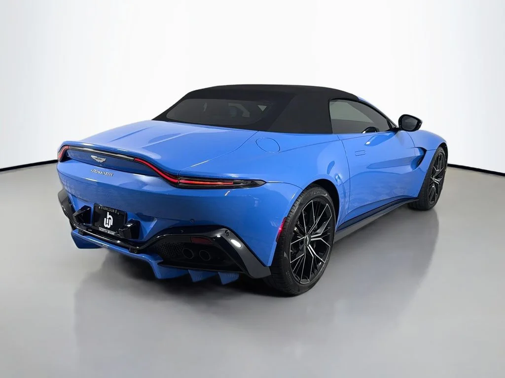 Used 2021 Blue Aston Martin Base image 5