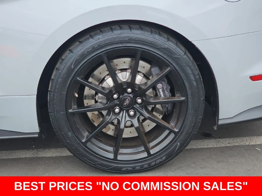 Used 2016 Gray Ford Shelby GT350 image 36
