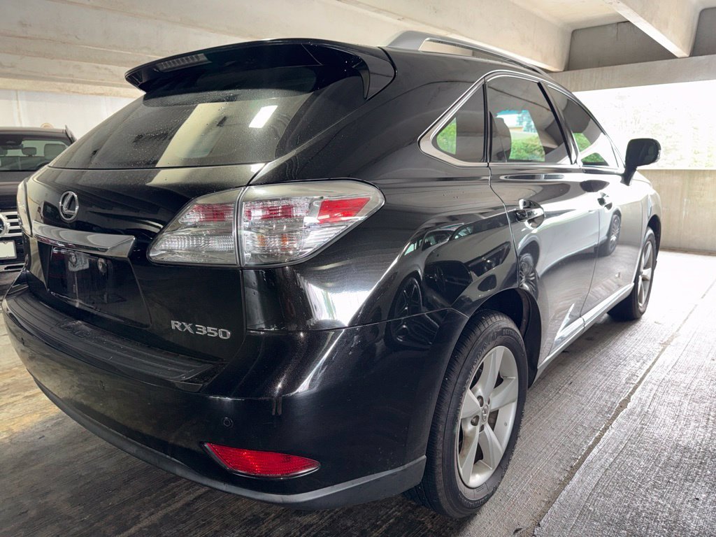 Used 2011  Lexus 350 image 3