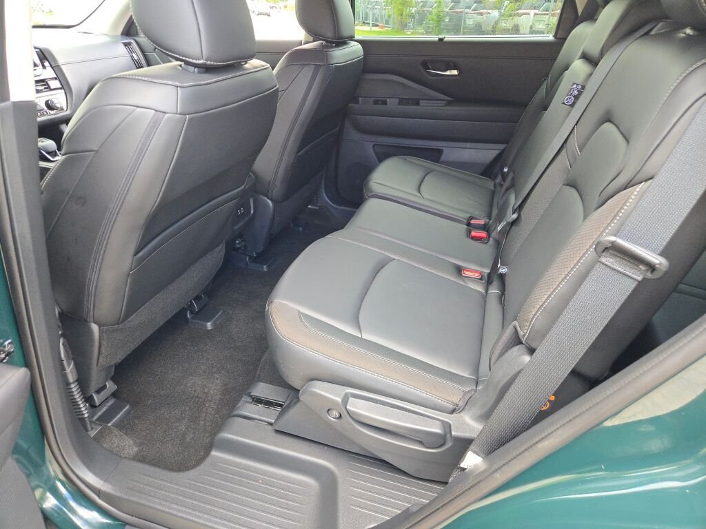 Used 2024 Black Nissan SL image 19