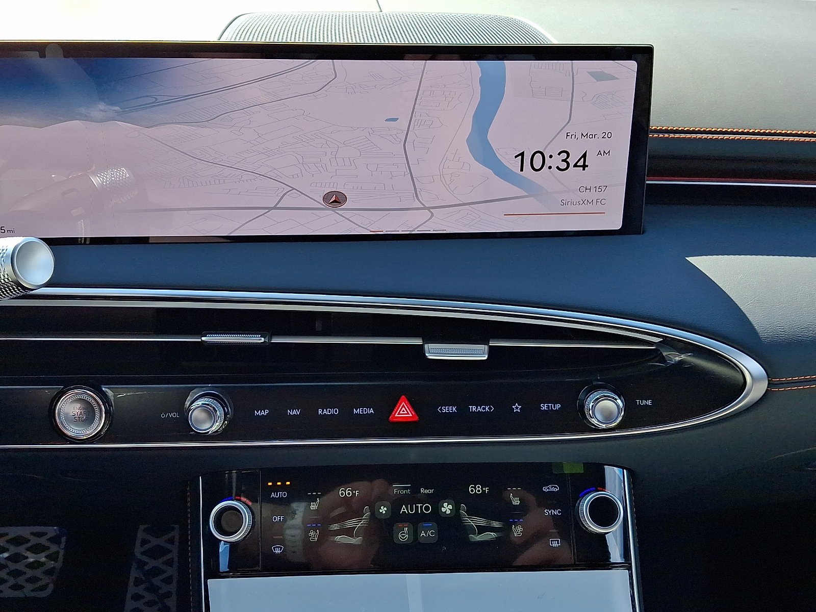 2026 GENESIS GV70 Sport Prestige - Photo 14