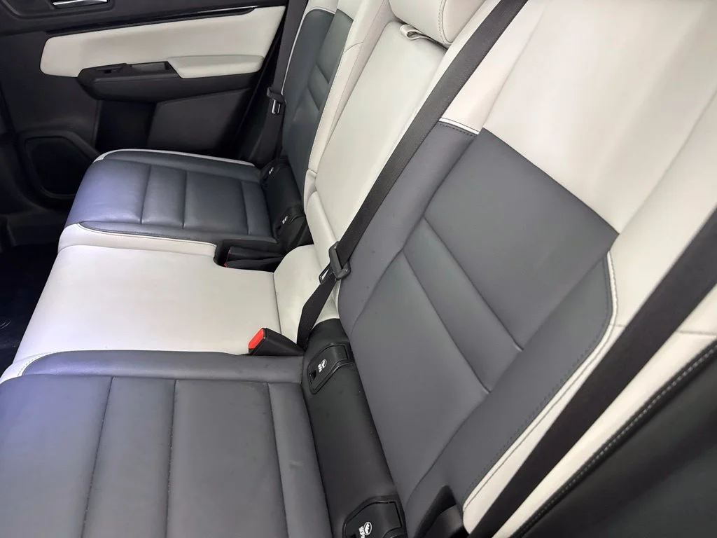 Used 2025 White Honda Touring image 27