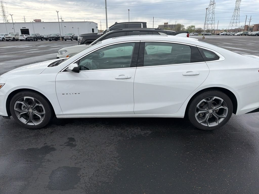 Used 2024 Chevrolet Malibu 1LT with VIN 1G1ZD5ST1RF201263 for sale in Forest Park, IL