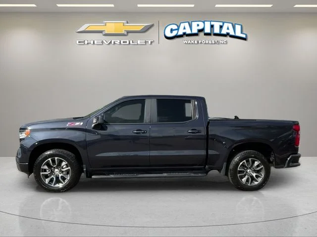 Used 2022 Gray Chevrolet RST image 2