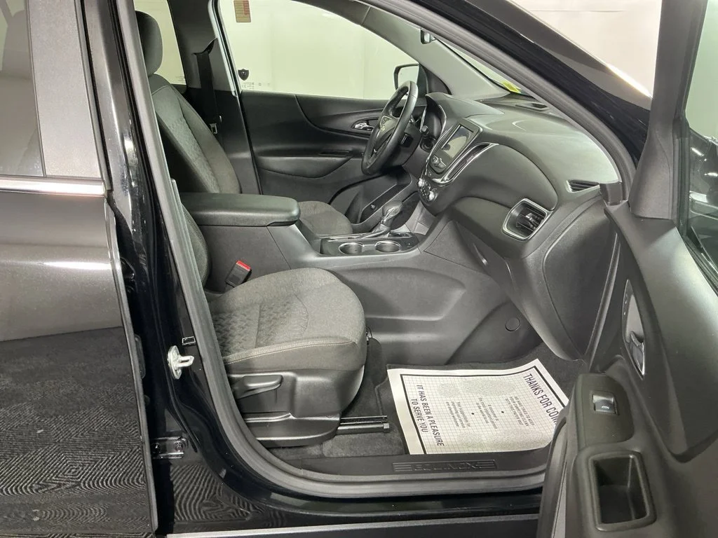 Used 2024 Mosaic Black Metallic Chevrolet LT image 6