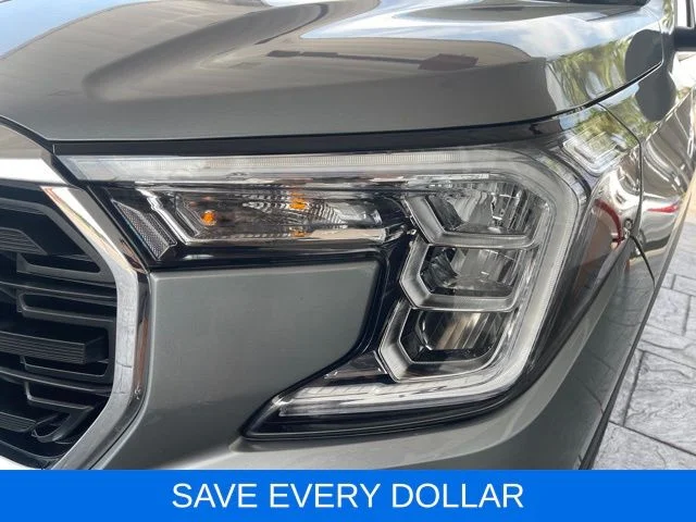 Used 2023 Silver GMC SLE image 10