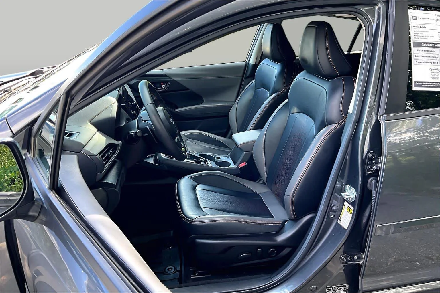 Used 2024 Magnetite Gray Metallic Subaru Limited image 9