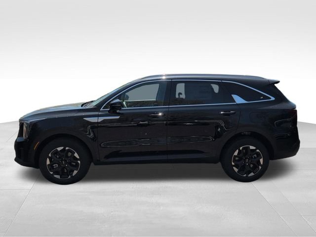 New 2026 Ebony Black Kia S image 8