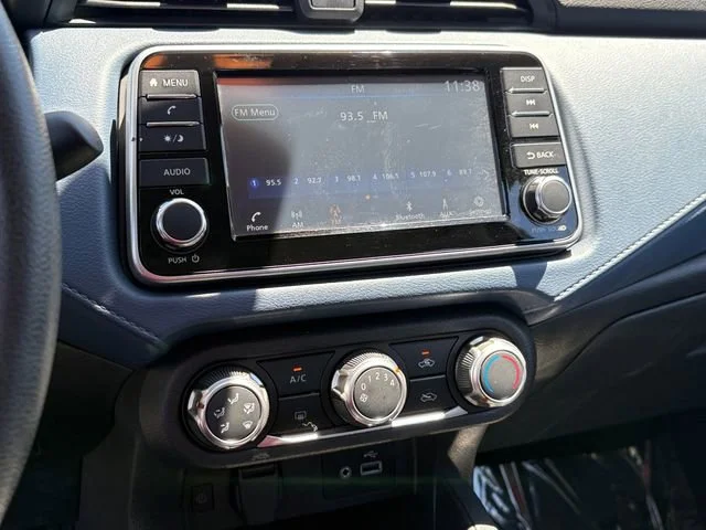 2025 Nissan Versa Sedan SV - Photo 18
