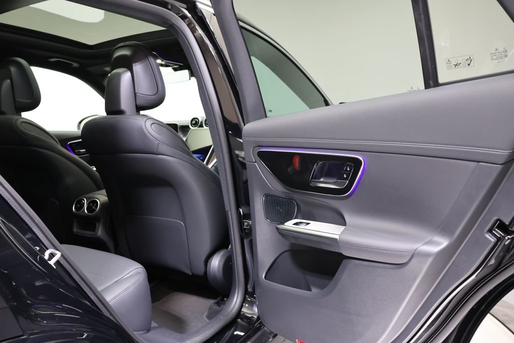 Used 2026 Black Mercedes-Benz GLC 300 image 51