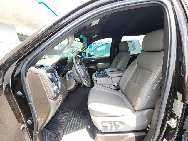 Used 2019 Brown Chevrolet LT image 4