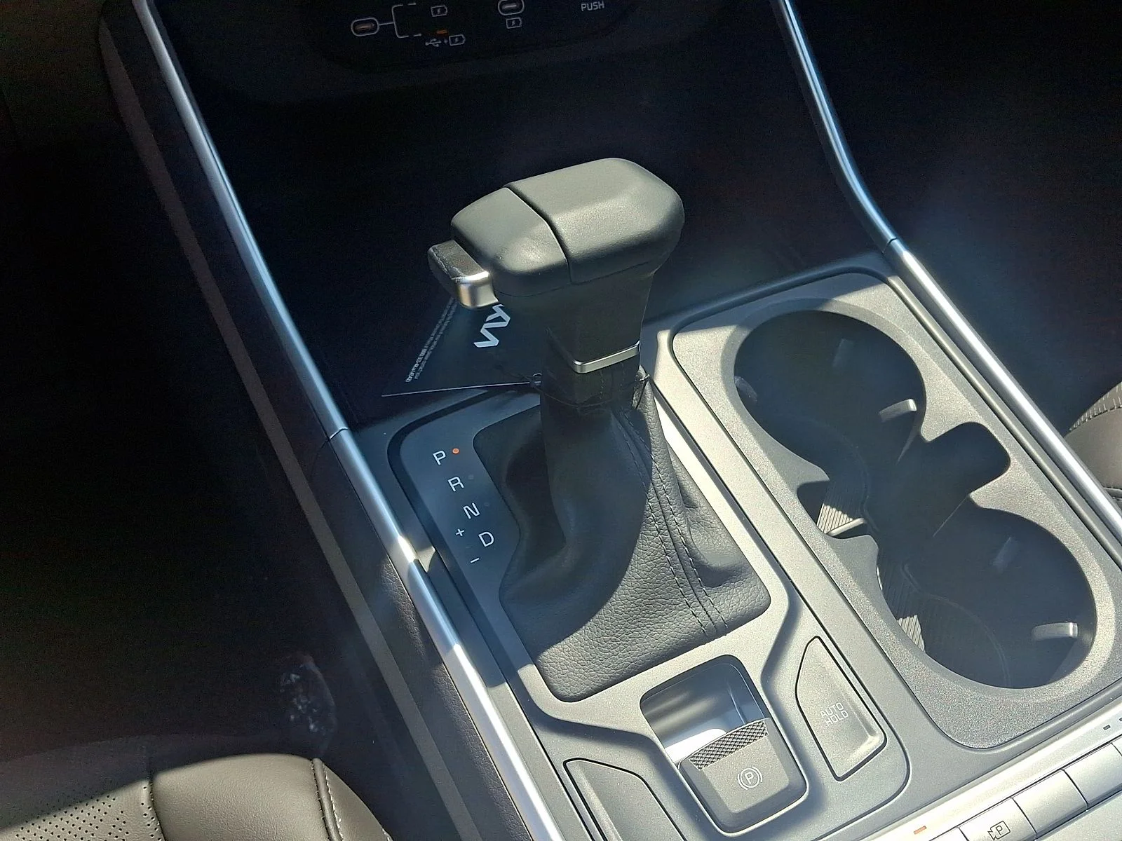 New 2027 Silver Kia LXS image 12