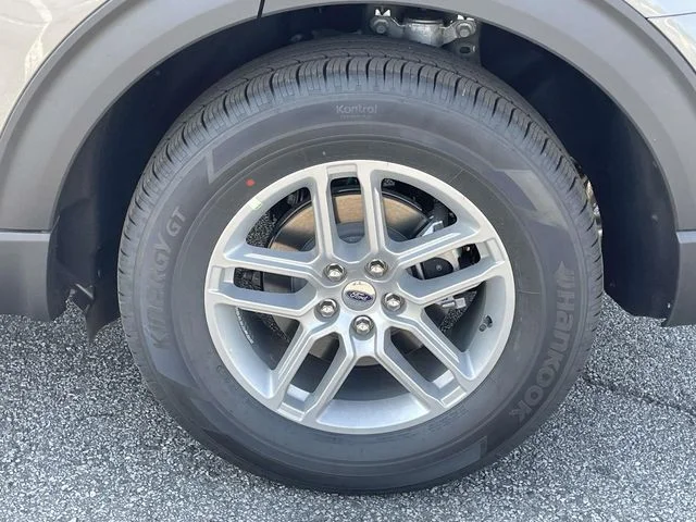 New 2026 Gray Ford Active image 7