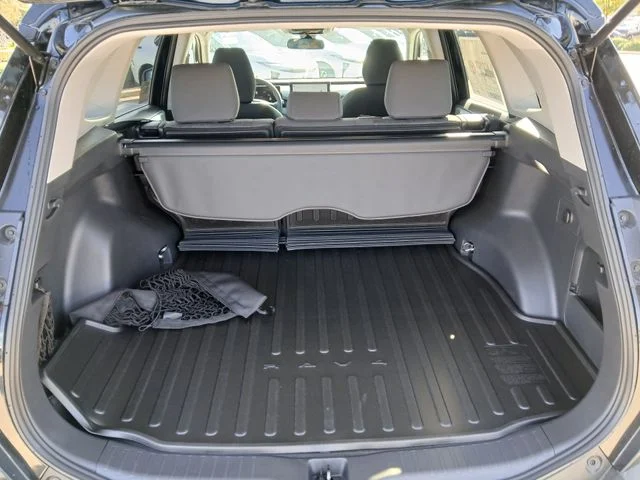 New 2026 Midnight Black Metallic Toyota LE image 25