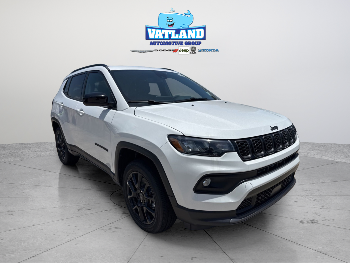 New 2026 Bright White Clearcoat Jeep Latitude image 13