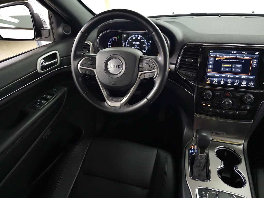 Used 2021 Bright White Clearcoat Jeep Limited image 17