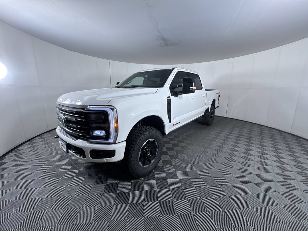 New 2026 Star White Metallic Tri-Coat Ford Platinum image 4