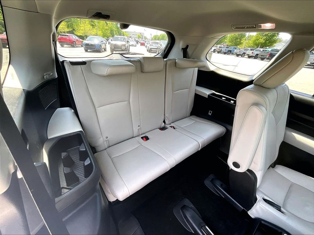 Used 2024 Beige Toyota Platinum image 17