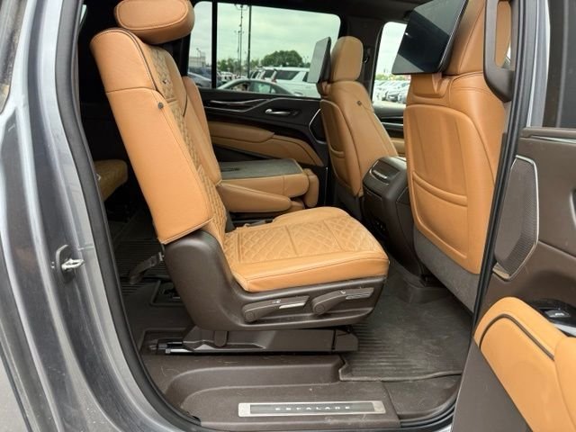 Used 2021 Gray Cadillac Sport image 13