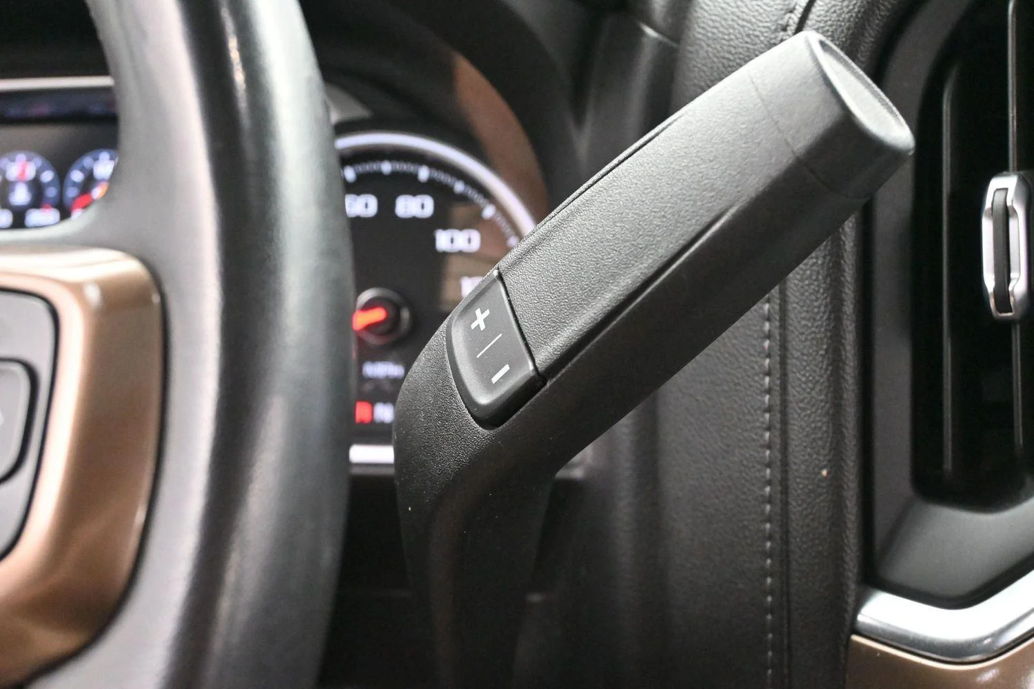 Used 2021 Black Chevrolet High Country image 29