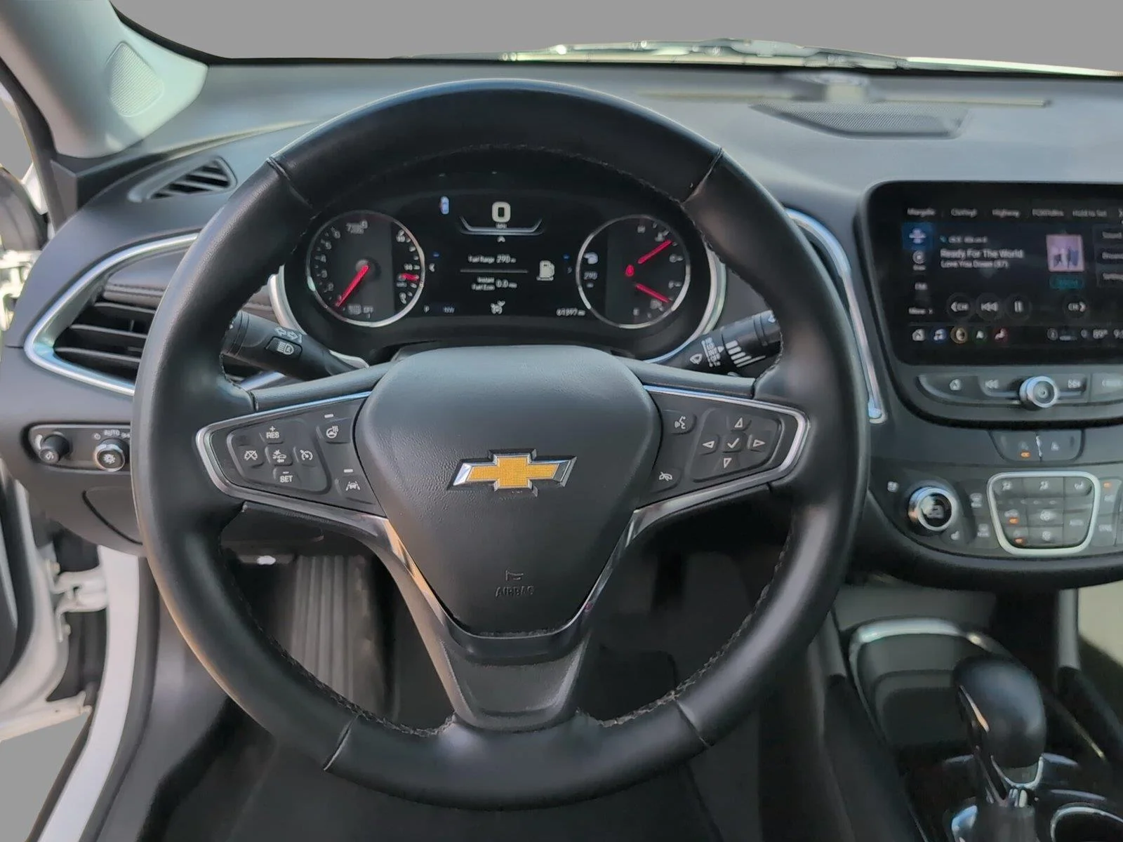 Used 2024 Summit White Chevrolet 2LT image 30