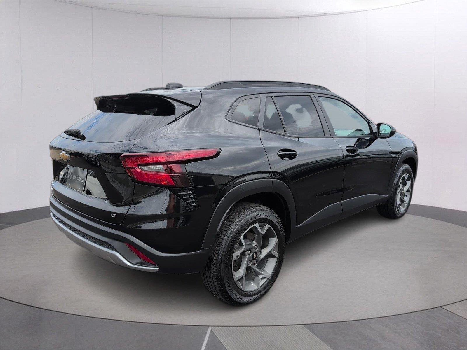Used 2024 Mosaic Black Metallic Chevrolet LT image 7
