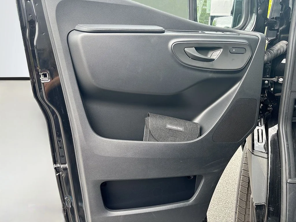 New 2026  Mercedes-Benz Passenger 170 WB image 40