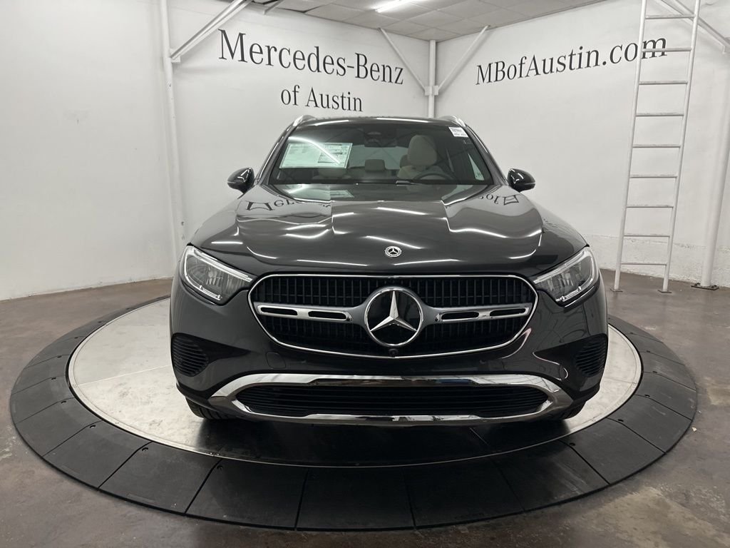 Used 2026 Gray Mercedes-Benz GLC 300 image 2