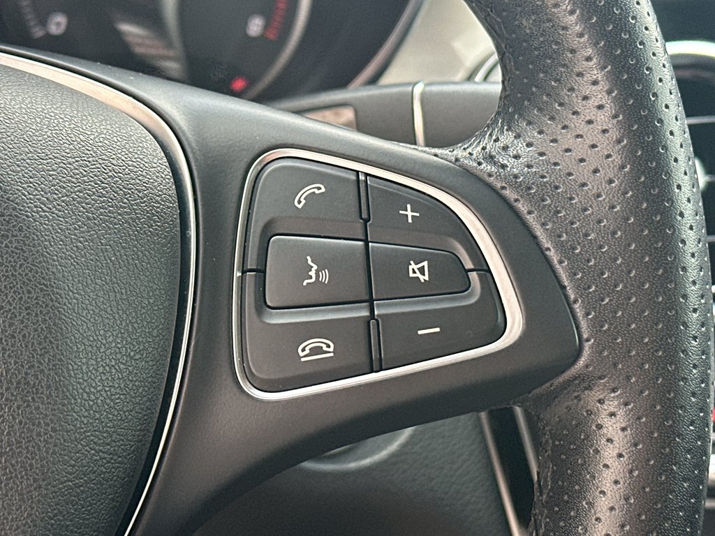 Used 2019 Polar White Mercedes-Benz 300 image 17